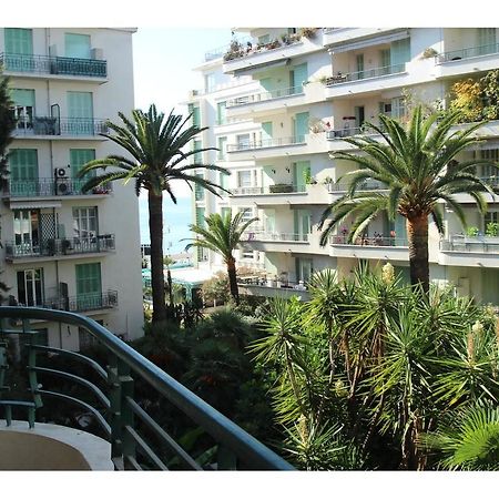 Nice Beach - Promenade Des Anglais Bagian luar foto